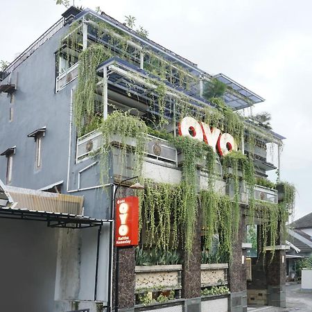Baturetno Super Oyo 444 Rafitha Homestay מראה חיצוני תמונה